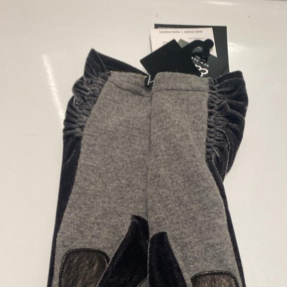 Echo Women's Ruched Leather Glove - Picture 8 of 8